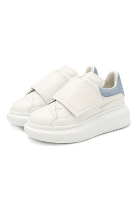 Детские кожаные кеды ALEXANDER MCQUEEN голубого цвета по цене 22800 руб., арт. 587693/WHX12 | Фото 1 Детские кожаные кеды ALEXANDER MCQUEEN голубого цвета, арт. 587693/WHX12 | Фото 1 (Статус проверки: Проверено, Проверена категория; Кросс-КТ: велькро)