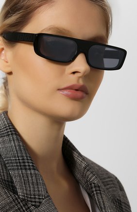 Женские солнцезащитные очки KENZO черного цвета по цене 14250 руб., арт. KZ40019U 01C | Фото 2 Женские солнцезащитные очки KENZO черного цвета, арт. KZ40019U 01C | Фото 2