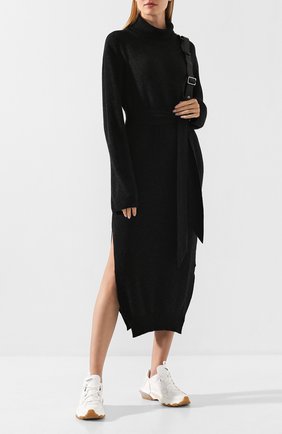 Женское платье с поясом NANUSHKA серого цвета по цене 29950 руб., арт. CANAAN_CHARC0AL_CASHMERE BLEND RIB | Фото 2 Женское платье с поясом NANUSHKA серого цвета, арт. CANAAN_CHARC0AL_CASHMERE BLEND RIB | Фото 2