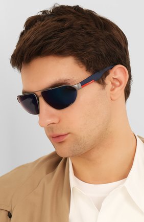 Мужские солнцезащитные очки PRADA LINEA ROSSA синего цвета по цене 19000 руб., арт. 56US-DG1387 | Фото 2 Мужские солнцезащитные очки PRADA LINEA ROSSA синего цвета, арт. 56US-DG1387 | Фото 2