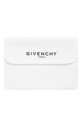 Детский комплект из 3-х нагрудников GIVENCHY голубого цвета по цене 10400 руб., арт. H98058 | Фото 6 Детский комплект из 3-х нагрудников GIVENCHY голубого цвета, арт. H98058 | Фото 6
