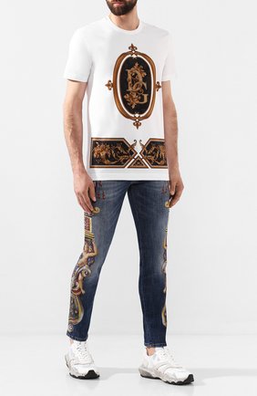 Мужские джинсы DOLCE & GABBANA синего цвета по цене 69950 руб., арт. GYC4LD/G8BM5 | Фото 2 Мужские джинсы DOLCE & GABBANA синего цвета, арт. GYC4LD/G8BM5 | Фото 2