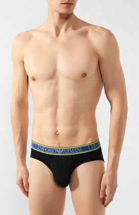Мужские хлопковые брифы EMPORIO ARMANI черного цвета по цене 2505 руб., арт. 111617/9A525 | Фото 2 Мужские хлопковые брифы EMPORIO ARMANI черного цвета, арт. 111617/9A525 | Фото 2