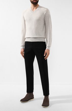 Мужской кашемировый пуловер TOM FORD светло-серого цвета по цене 85250 руб., арт. BTK66/TFK300 | Фото 2 Мужской кашемировый пуловер TOM FORD светло-серого цвета, арт. BTK66/TFK300 | Фото 2