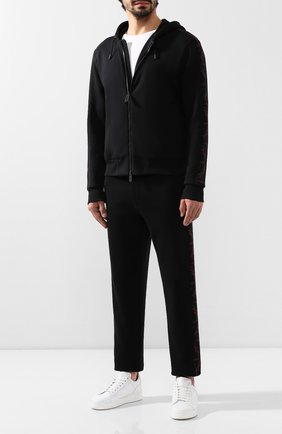 Мужской хлопковая толстовка ZEGNA COUTURE черного цвета по цене 66550 руб., арт. CTCJ02/6TJ23 | Фото 2 Мужской хлопковая толстовка ZEGNA COUTURE черного цвета, арт. CTCJ02/6TJ23 | Фото 2