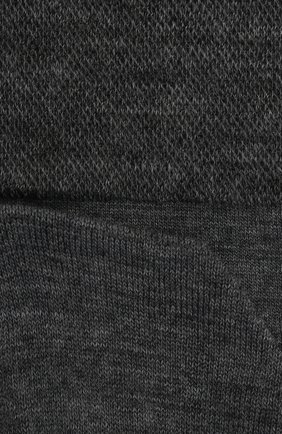 Мужские носки из шерсти и хлопка sensitive berlin FALKE светло-серого цвета, арт. 14416 | Фото 2 (Материал внешний: Шерсть; Кросс-КТ: бельё; Статус проверки: Проверена категория)