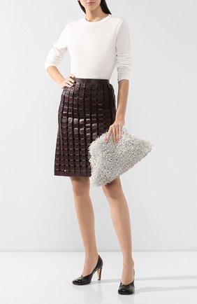 Женский клатч pouch BOTTEGA VENETA белого цвета по цене 525500 руб., арт. 591968/VMBH1 | Фото 2 Женский клатч pouch BOTTEGA VENETA белого цвета, арт. 591968/VMBH1 | Фото 2