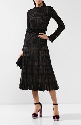 Женские текстильные босоножки TOM FORD фиолетового цвета по цене 96200 руб., арт. W2463M-TVE001 | Фото 2 Женские текстильные босоножки TOM FORD фиолетового цвета, арт. W2463M-TVE001 | Фото 2