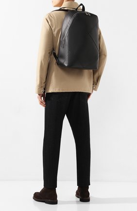 Мужской кожаный рюкзак BOTTEGA VENETA черного цвета по цене 258500 руб., арт. 580155/VBIU0 | Фото 2 Мужской кожаный рюкзак BOTTEGA VENETA черного цвета, арт. 580155/VBIU0 | Фото 2