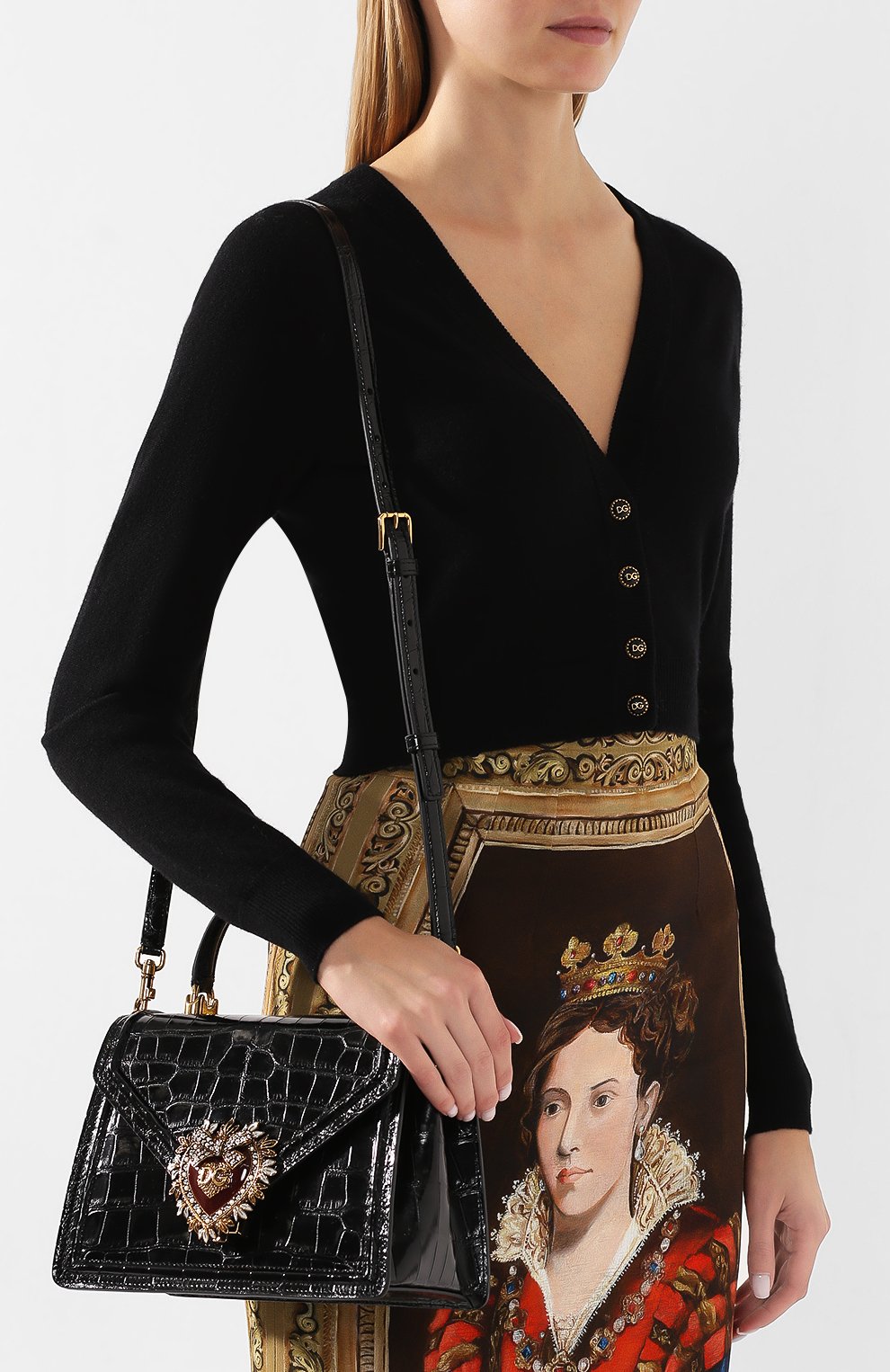 Женская сумка devotion small из кожи аллигатора DOLCE & GABBANA черного цвета по цене 0 руб., арт. BB6727/A2R08/AMIS | Фото 5 Женская сумка devotion small из кожи аллигатора DOLCE & GABBANA черного цвета, арт. BB6727/A2R08/AMIS | Фото 5 (Сумки-технические: Сумки через плечо, Сумки top-handle; Материал: Экзотическая кожа, Натуральная кожа; Ремень/цепочка: На ремешке; Статус проверки: Проверено, Проверена категория; Размер: small)