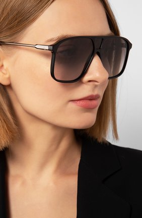 Женские солнцезащитные очки VICTORIA BECKHAM черного цвета по цене 19450 руб., арт. S156 C01 | Фото 2 Женские солнцезащитные очки VICTORIA BECKHAM черного цвета, арт. S156 C01 | Фото 2