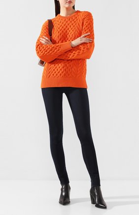 Женские джинсы J BRAND синего цвета по цене 21550 руб., арт. JB001697/C | Фото 2 Женские джинсы J BRAND синего цвета, арт. JB001697/C | Фото 2