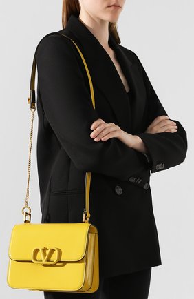 Сумка Valentino Garavani VSLING medium | Фото №5 Сумка Valentino Garavani VSLING medium | Фото №5