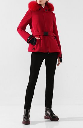 Женский пуховая куртка MONCLER GRENOBLE малинового цвета по цене 138700 руб., арт. E2-098-46912-25-53063 | Фото 2 Женский пуховая куртка MONCLER GRENOBLE малинового цвета, арт. E2-098-46912-25-53063 | Фото 2