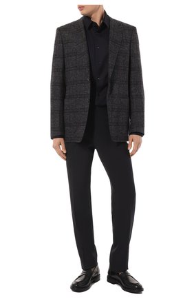 Мужская хлопковая сорочка GIORGIO ARMANI темно-синего цвета по цене 54450 руб., арт. 8WGCCZ97/JZ070 | Фото 2 Мужская хлопковая сорочка GIORGIO ARMANI темно-синего цвета, арт. 8WGCCZ97/JZ070 | Фото 2 (Мужское Кросс-КТ: Сорочка-одежда; Рукава: Длинные; Длина (для топов): Стандартные; Материал внешний: Хлопок; Статус проверки: Проверена категория, Проверено; Случай: Формальный; Принт: Однотонные; Манжеты: На пуговицах; Воротник: Кент)