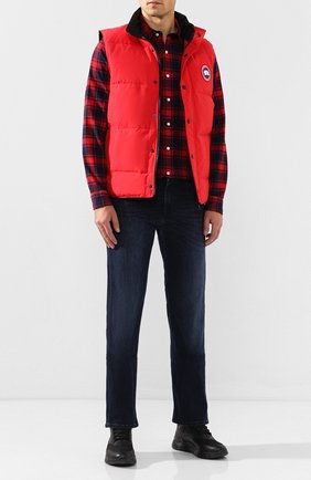 Мужской пуховый жилет garson vest CANADA GOOSE красного цвета по цене 49950 руб., арт. 4151M | Фото 2 Мужской пуховый жилет garson vest CANADA GOOSE красного цвета, арт. 4151M | Фото 2