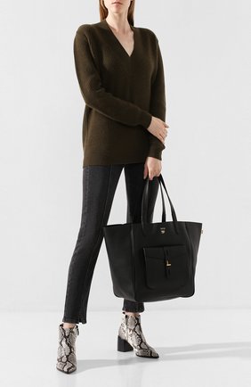Женская сумка-тоут t twist medium TOM FORD черного цвета по цене 215000 руб., арт. L1213T-LCL008 | Фото 2 Женская сумка-тоут t twist medium TOM FORD черного цвета, арт. L1213T-LCL008 | Фото 2