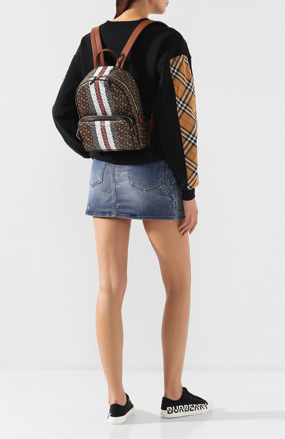 Женский рюкзак tb BURBERRY коричневого цвета, арт. 8019346 | Фото 2 (Размер: medium; Материал: Экокожа; Стили: Кэжуэл)