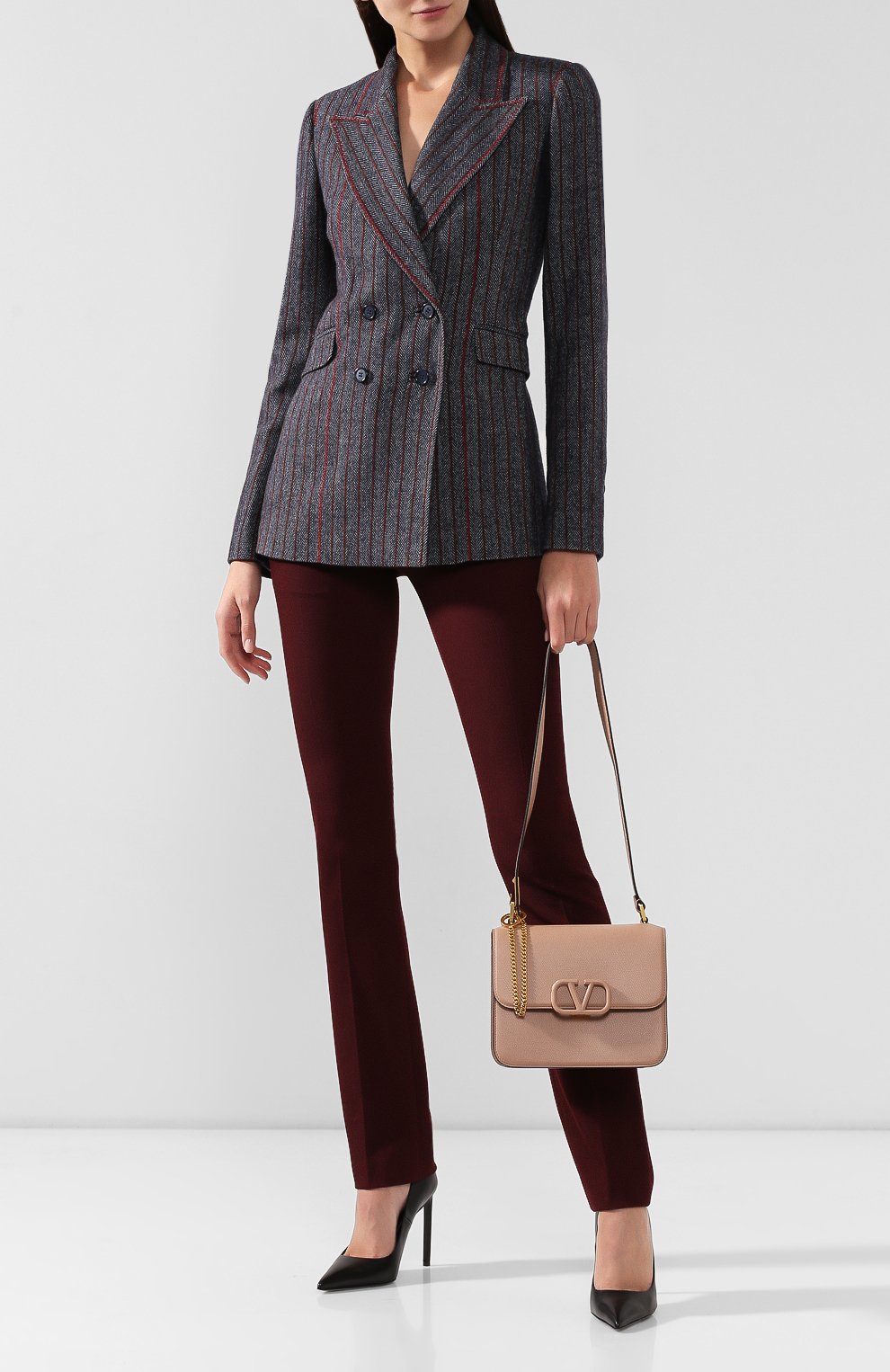 Женская сумка valentino garavani vsling medium VALENTINO бежевого цвета по цене 211500 руб., арт. SW0B0F00/RQR | Фото 2 Женская сумка valentino garavani vsling medium VALENTINO бежевого цвета, арт. SW0B0F00/RQR | Фото 2