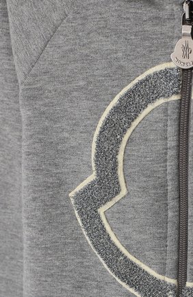 Детский комплект из толстовки и брюк MONCLER серого цвета по цене 18000 руб., арт. E2-951-88607-50-80996 | Фото 6 Детский комплект из толстовки и брюк MONCLER серого цвета, арт. E2-951-88607-50-80996 | Фото 6