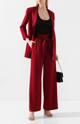 Женские брюки с поясом ALICE + OLIVIA бордового цвета по цене 32100 руб., арт. CC908202104 | Фото 2 Женские брюки с поясом ALICE + OLIVIA бордового цвета, арт. CC908202104 | Фото 2