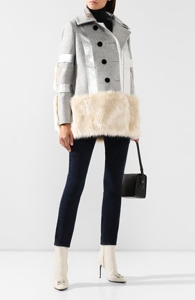 Женское шерстяное пальто SACAI светло-серого цвета по цене 154000 руб., арт. 19-04654 | Фото 2 Женское шерстяное пальто SACAI светло-серого цвета, арт. 19-04654 | Фото 2