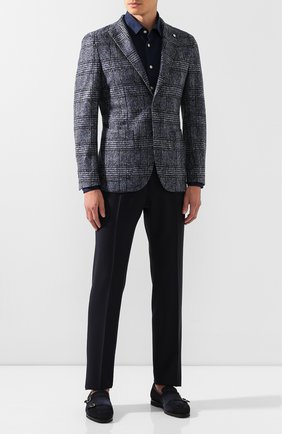 Мужская хлопковая рубашка KITON синего цвета по цене 49500 руб., арт. UMCNERH0701801 | Фото 2 Мужская хлопковая рубашка KITON синего цвета, арт. UMCNERH0701801 | Фото 2 (Рукава: Длинные; Статус проверки: Проверено, Проверена категория; Материал внешний: Хлопок; Длина (для топов): Стандартные; Случай: Повседневный; Принт: Однотонные; Воротник: Акула; Манжеты: На пуговицах; Мужское Кросс-КТ: Рубашка-одежда)