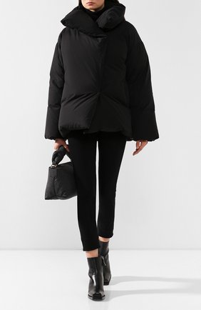 Женский пуховая куртка TOTÊME черного цвета по цене 49500 руб., арт. ANNECY D0WN JACKET 194-111-736 | Фото 2 Женский пуховая куртка TOTÊME черного цвета, арт. ANNECY D0WN JACKET 194-111-736 | Фото 2