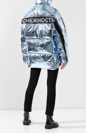 Женский пуховая куртка IENKI IENKI голубого цвета по цене 132000 руб., арт. VENT JACKET EX/P0LYESTER F0IL | Фото 2 Женский пуховая куртка IENKI IENKI голубого цвета, арт. VENT JACKET EX/P0LYESTER F0IL | Фото 2