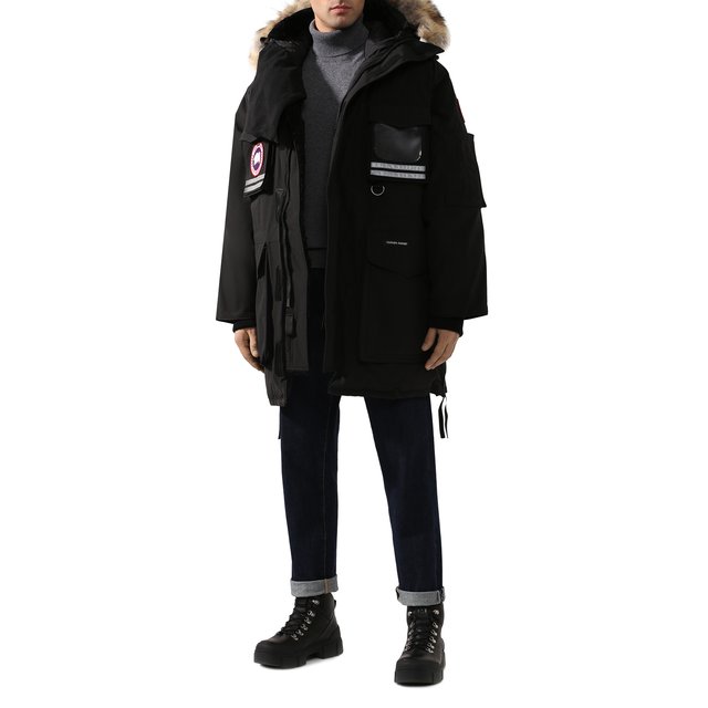 фото Пуховая парка snow mantra с меховой отделкой canada goose