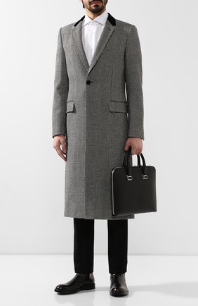 Мужской шерстяное пальто DOLCE & GABBANA светло-серого цвета, арт. G013ZT/FQ2JY | Фото 2 (Материал внешний: Шерсть; Материал подклада: Шелк; Рукава: Длинные; Мужское Кросс-КТ: Верхняя одежда, пальто-верхняя одежда; Стили: Кэжуэл; Длина (верхняя одежда): Длинные; Статус проверки: Проверена категория)