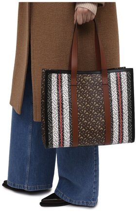 Женский сумка-тоут tb small BURBERRY коричневого цвета по цене 70500 руб., арт. 8019383 | Фото 2 Женский сумка-тоут tb small BURBERRY коричневого цвета, арт. 8019383 | Фото 2