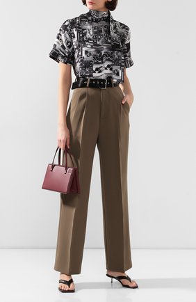 Женская топ с принтом PETER DO черно-белого цвета по цене 45450 руб., арт. PD-FW19-412 SE011-PR4 | Фото 2 Женская топ с принтом PETER DO черно-белого цвета, арт. PD-FW19-412 SE011-PR4 | Фото 2