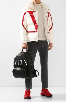 Кожаный рюкзак Valentino Garavani VLTN | Фото №2 Кожаный рюкзак Valentino Garavani VLTN | Фото №2