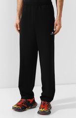 Мужские брюки BALENCIAGA черного цвета, арт. 595007/TTK21 | Фото 3 (Длина (брюки, джинсы): Стандартные; Случай: Повседневный; Материал внешний: Синтетический материал, Вискоза)