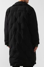 Мужская утепленное пальто MAISON MARGIELA черного цвета, арт. S67AH0002/S52429 | Фото 4 (Кросс-КТ: Куртка; Рукава: Длинные; Длина (верхняя одежда): До колена; Материал внешний: Синтетический материал; Мужское Кросс-КТ: утепленные куртки, Верхняя одежда; Материал подклада: Синтетический материал; Стили: Минимализм)