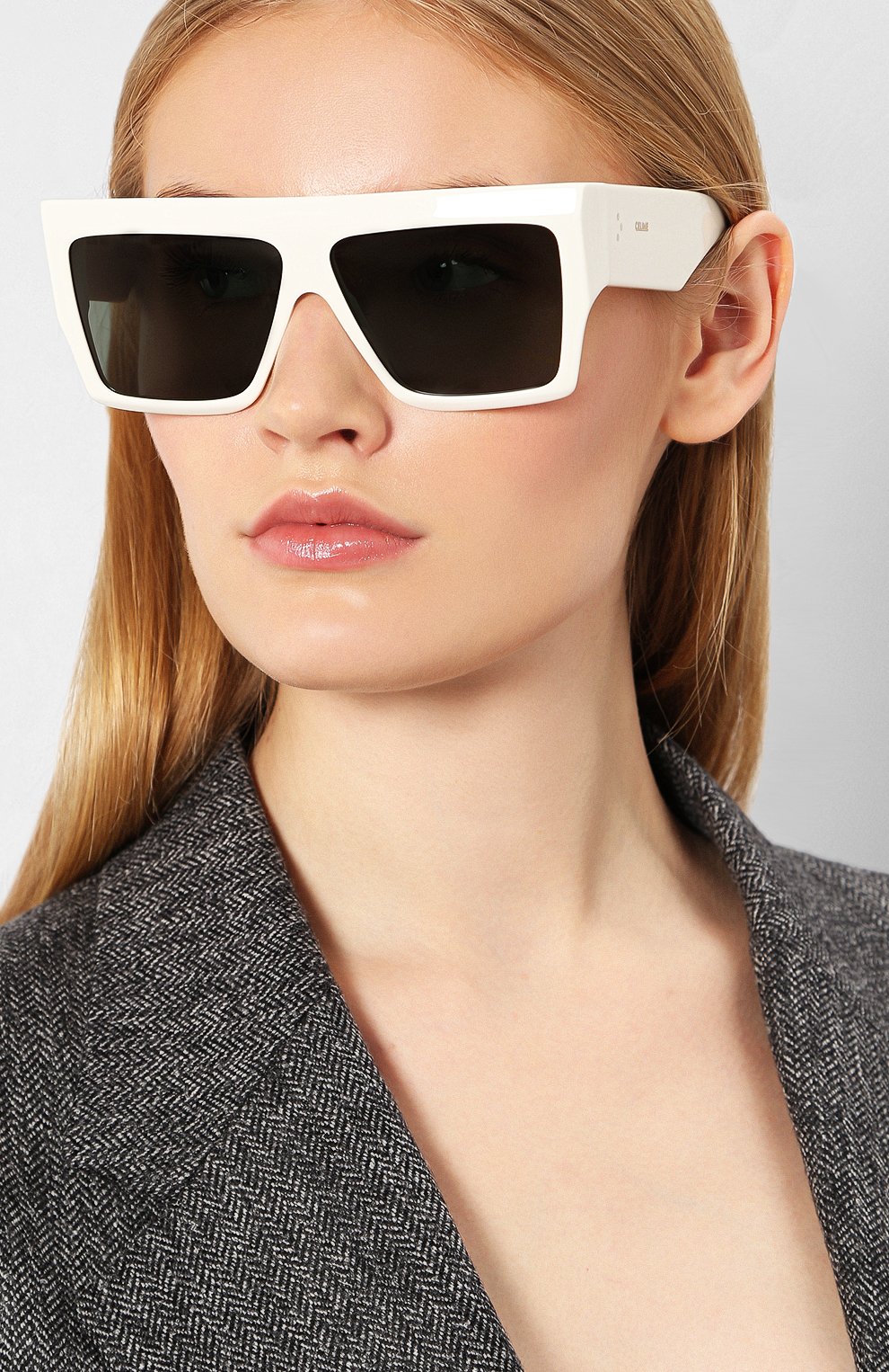 Женские солнцезащитные очки CELINE EYEWEAR белого цвета по цене 26850 руб., арт. CL40092I 21N | Фото 2 Женские солнцезащитные очки CELINE EYEWEAR белого цвета, арт. CL40092I 21N | Фото 2
