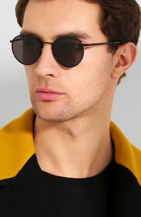 Женские солнцезащитные очки CELINE EYEWEAR черного цвета по цене 27750 руб., арт. CL40100U 01A | Фото 3 Женские солнцезащитные очки CELINE EYEWEAR черного цвета, арт. CL40100U 01A | Фото 3 (Тип очков: С/з; Статус проверки: Проверена категория; Оптика Гендер: оптика-женское; Очки форма: Круглые)