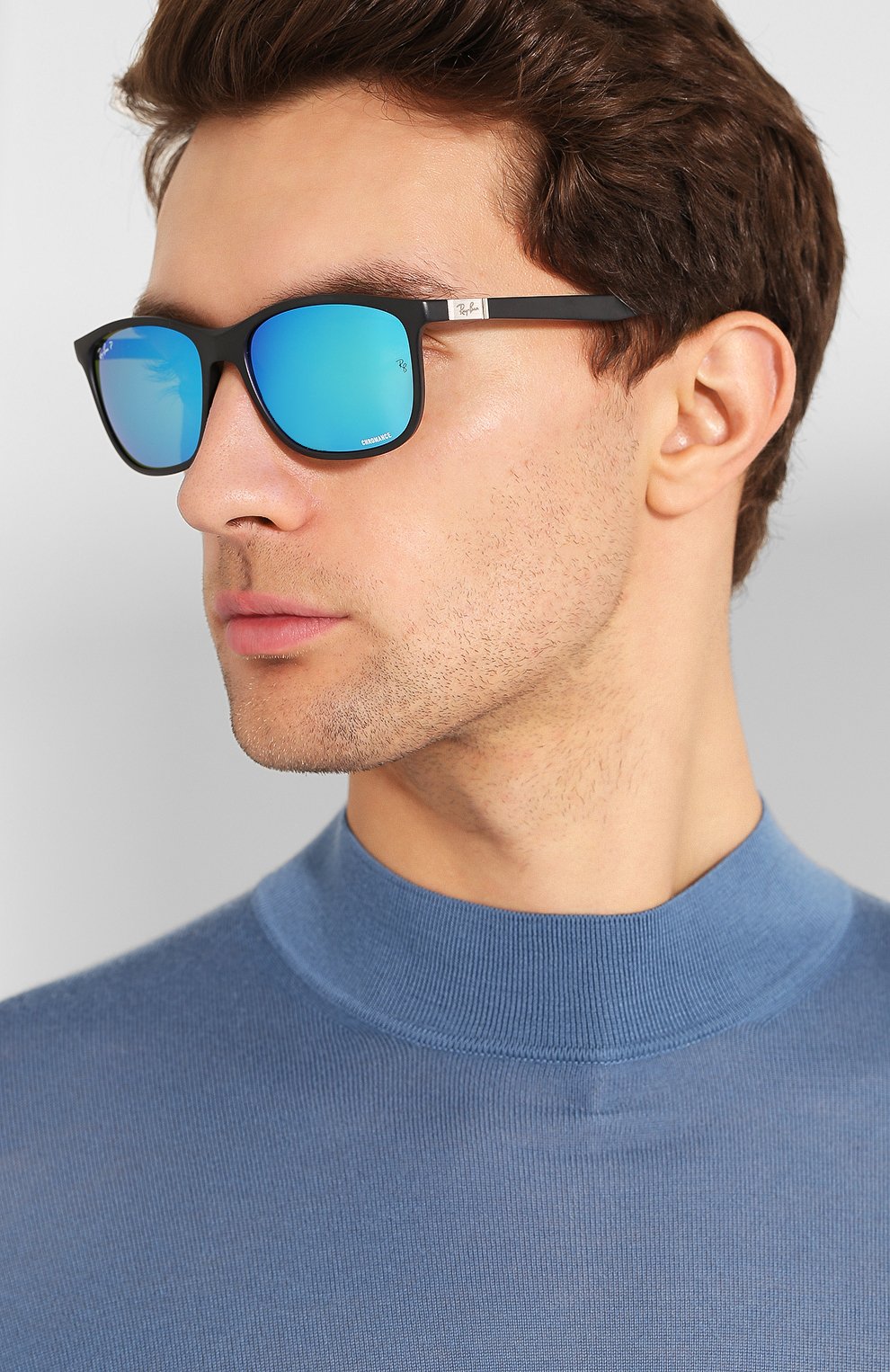 Женские солнцезащитные очки RAY-BAN голубого цвета по цене 15800 руб., арт. 4330CH-601SA1 | Фото 3 Женские солнцезащитные очки RAY-BAN голубого цвета, арт. 4330CH-601SA1 | Фото 3