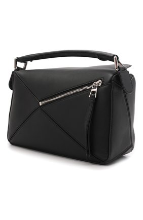 Женская сумка puzzle LOEWE черного цвета по цене 183000 руб., арт. 322.30.S21 | Фото 4 Женская сумка puzzle LOEWE черного цвета, арт. 322.30.S21 | Фото 4
