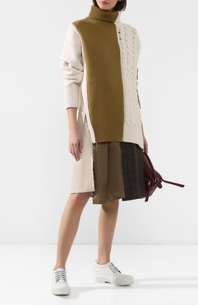 Женские кожаные ботинки les meuniers JACQUEMUS белого цвета по цене 39200 руб., арт. 193F011/43100 | Фото 2 Женские кожаные ботинки les meuniers JACQUEMUS белого цвета, арт. 193F011/43100 | Фото 2