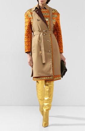 Женское пальто VERSACE бежевого цвета по цене 387000 руб., арт. A84139/A226116 | Фото 2 Женское пальто VERSACE бежевого цвета, арт. A84139/A226116 | Фото 2