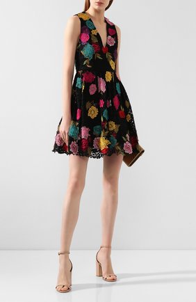 Женское платье ALICE + OLIVIA разноцветного цвета по цене 58500 руб., арт. CC908D26543 | Фото 2 Женское платье ALICE + OLIVIA разноцветного цвета, арт. CC908D26543 | Фото 2
