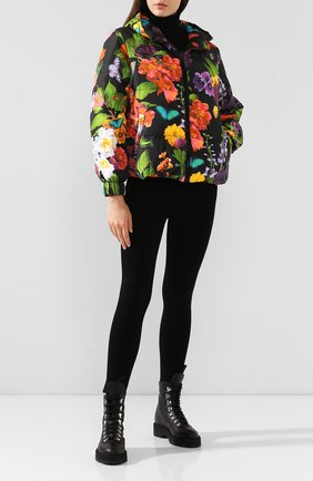 Женский пуховая куртка ALICE + OLIVIA разноцветного цвета по цене 47900 руб., арт. CC909P01412 | Фото 2 Женский пуховая куртка ALICE + OLIVIA разноцветного цвета, арт. CC909P01412 | Фото 2