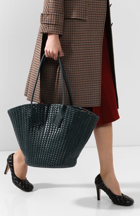 Женская сумка-тоут basket BOTTEGA VENETA зеленого цвета по цене 444500 руб., арт. 578342/VMBA1 | Фото 2 Женская сумка-тоут basket BOTTEGA VENETA зеленого цвета, арт. 578342/VMBA1 | Фото 2