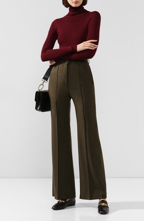 Женские шерстяные брюки VICTORIA BECKHAM хаки цвета по цене 65600 руб., арт. TR WID 21102E | Фото 2 Женские шерстяные брюки VICTORIA BECKHAM хаки цвета, арт. TR WID 21102E | Фото 2