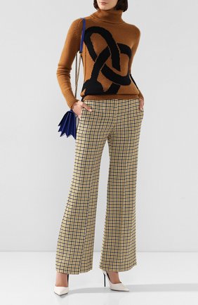 Женские брюки VICTORIA BECKHAM бежевого цвета по цене 74350 руб., арт. TR WID 21102B | Фото 2 Женские брюки VICTORIA BECKHAM бежевого цвета, арт. TR WID 21102B | Фото 2