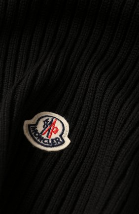 Детский комплект из шапки и шарфа MONCLER черного цвета по цене 25900 руб., арт. E2-954-00951-06-04S01 | Фото 5 Детский комплект из шапки и шарфа MONCLER черного цвета, арт. E2-954-00951-06-04S01 | Фото 5