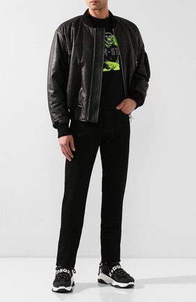 Мужские джинсы HELMUT LANG черного цвета по цене 26200 руб., арт. I07DM209 | Фото 2 Мужские джинсы HELMUT LANG черного цвета, арт. I07DM209 | Фото 2