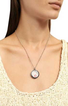Женская кулон на цепочке HYPSO серебряного цвета по цене 33800 руб., арт. L0CKET MEDIUM 3 CHARMS SILVER C0L0R | Фото 2 Женская кулон на цепочке HYPSO серебряного цвета, арт. L0CKET MEDIUM 3 CHARMS SILVER C0L0R | Фото 2